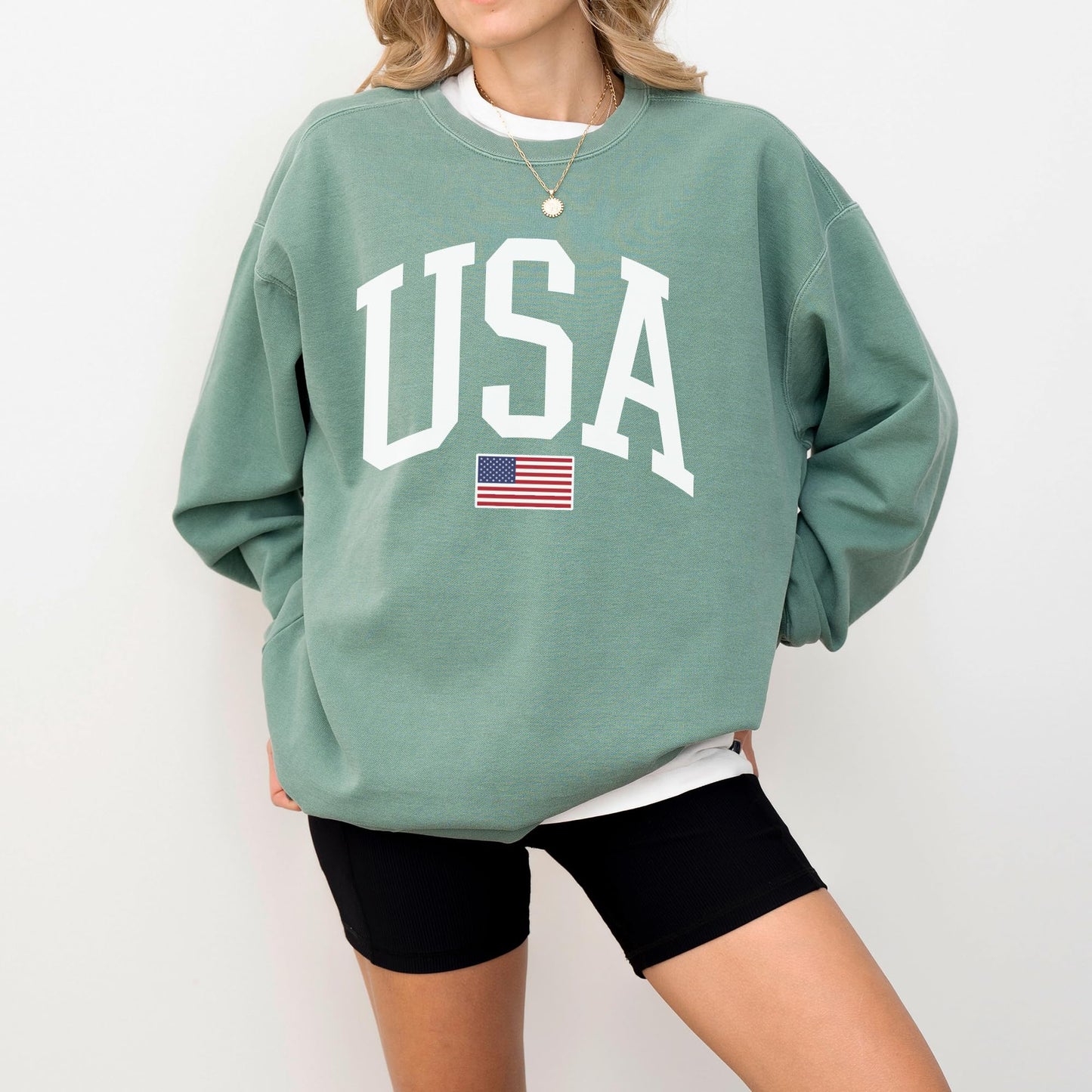 USA Flag Graphic Sweatshirt for 4th of July – Unisex Pullover for Women and Men, 80% Cotton, Perfect for Independence Day