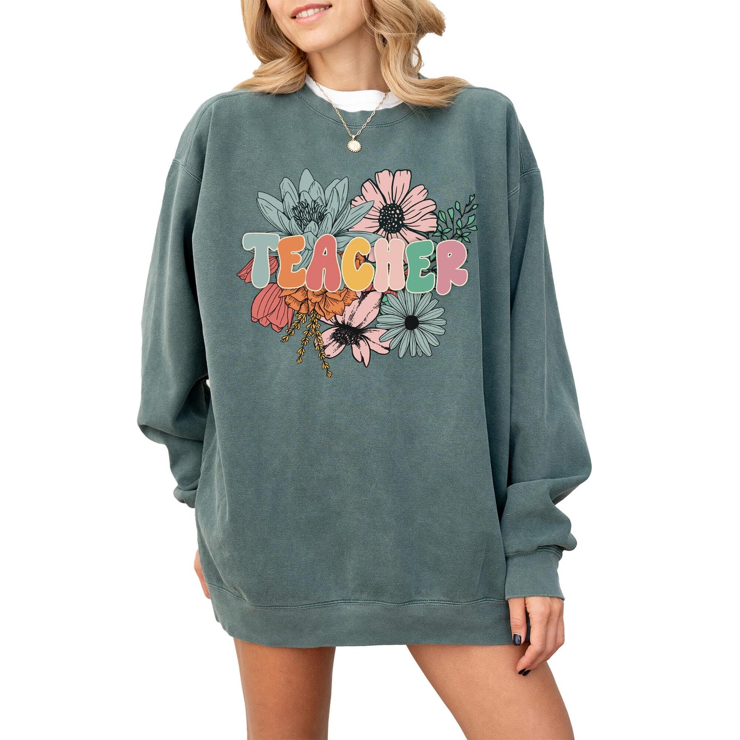 Teacher Graphic Sweatshirt for Men, Women, Unisex – Oversized Retro Look Pullover, 80% Cotton, for Teachers