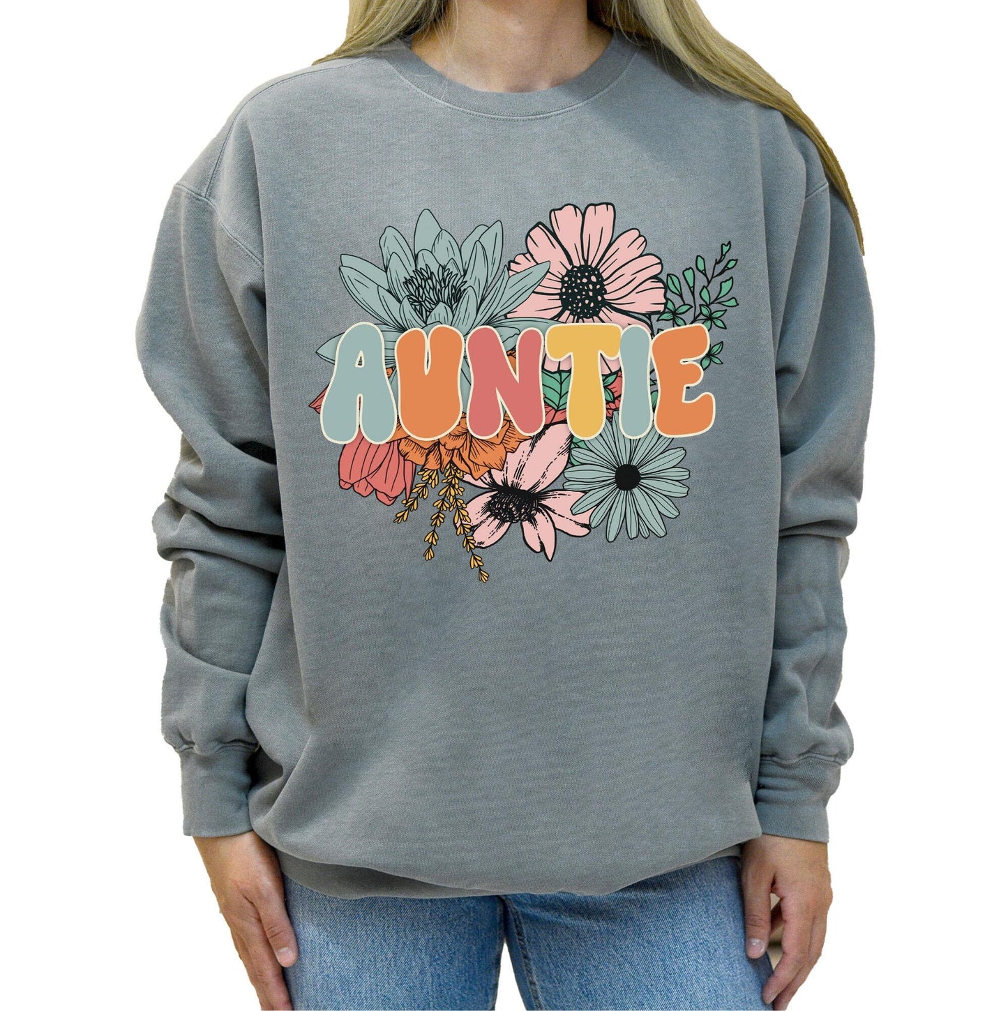 Auntie Sweatshirt for Women, Pregnancy Reveal to Aunt, Oversized Retro Graphic Pullover, Premium Quality Gift for Her