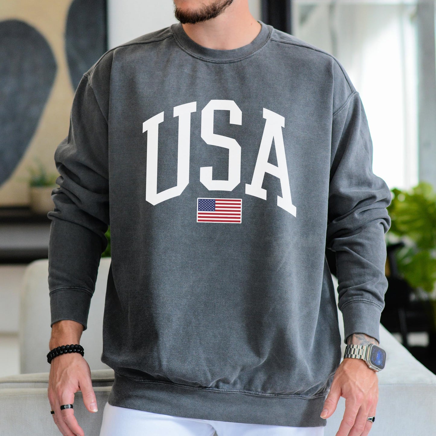 USA Flag Graphic Sweatshirt for 4th of July – Unisex Pullover for Women and Men, 80% Cotton, Perfect for Independence Day