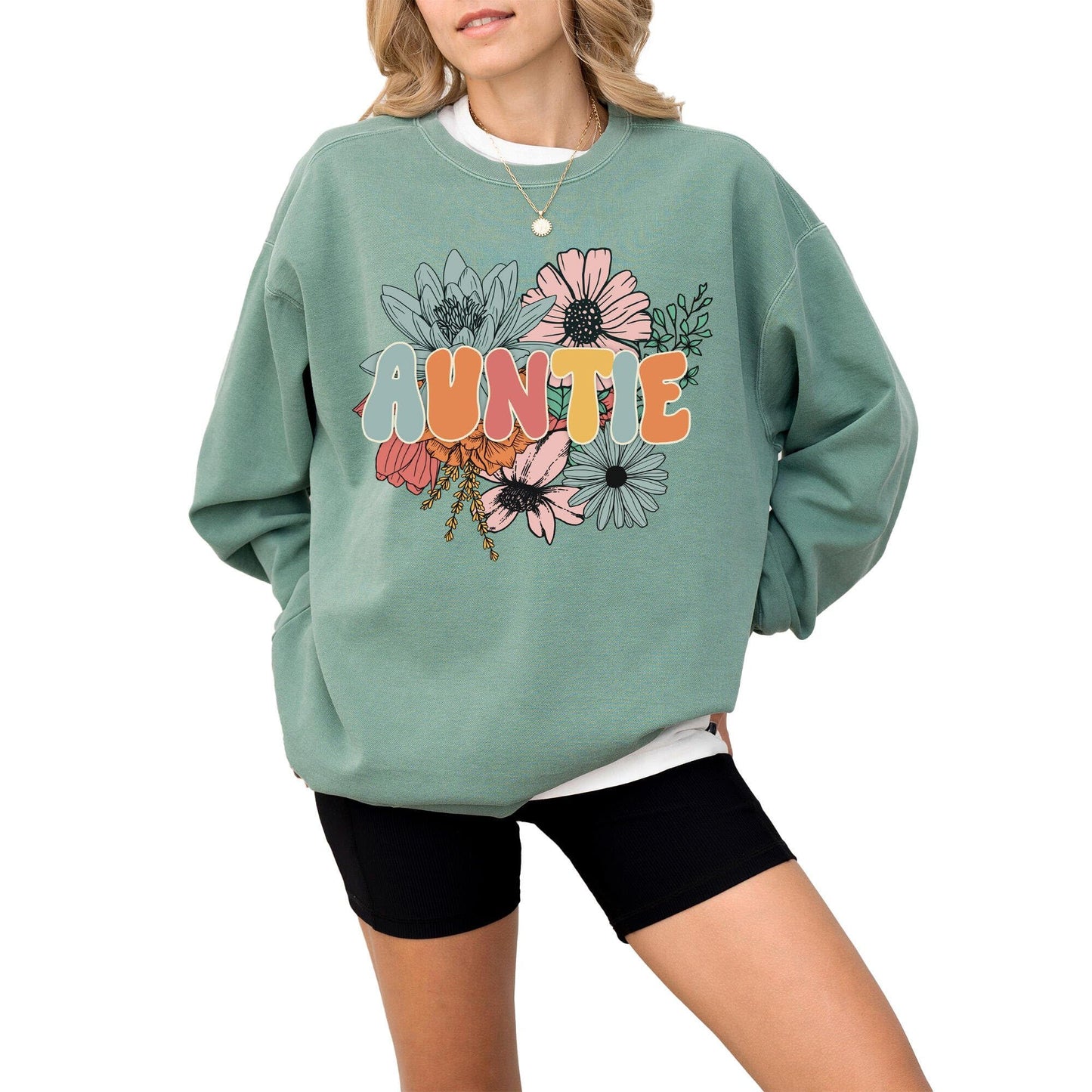 Auntie Sweatshirt for Women, Pregnancy Reveal to Aunt, Oversized Retro Graphic Pullover, Premium Quality Gift for Her