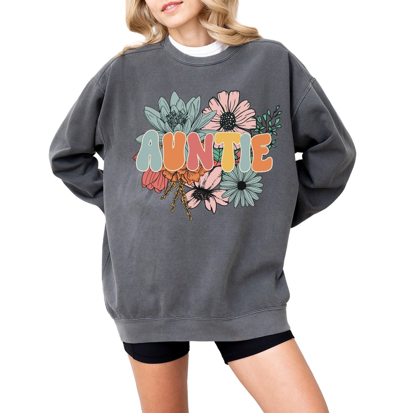 Auntie Sweatshirt for Women, Pregnancy Reveal to Aunt, Oversized Retro Graphic Pullover, Premium Quality Gift for Her