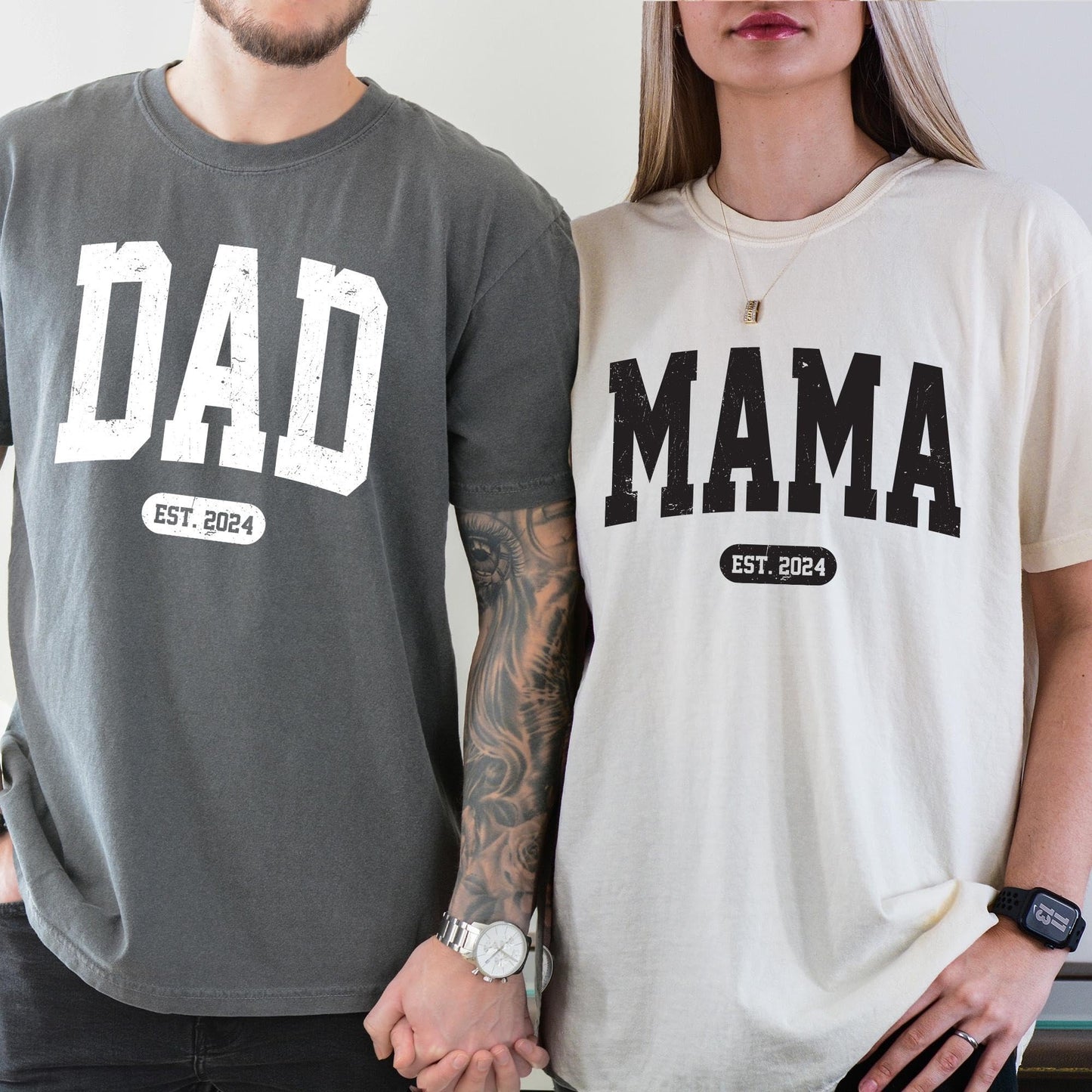 Couple T-Shirt Mama, Dad, Est. 2024 Shirt for Men and Women 100% Cotton Retro Look Oversized Graphic Tee